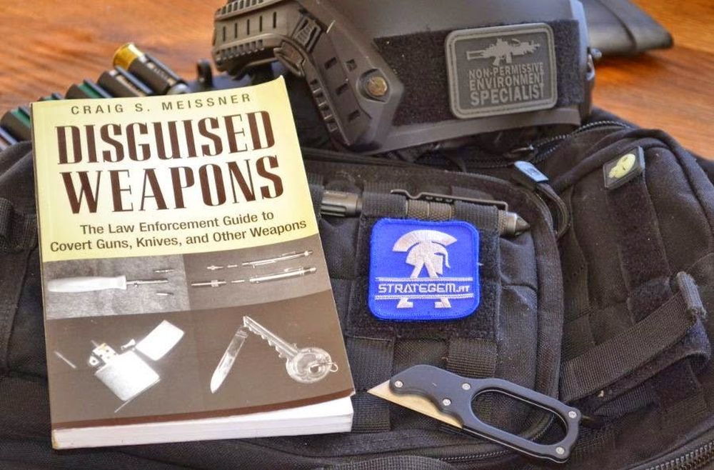 Disguised Weapons Buch Covert Versteckte Waffen Book